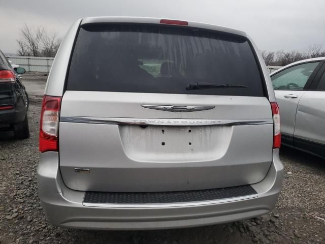 2012 Chrysler Town & Country Touring