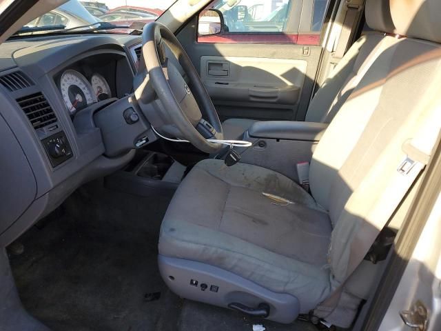 2005 Dodge Dakota Quad SLT