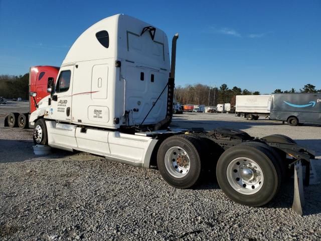 2009 Freightliner Cascadia 125