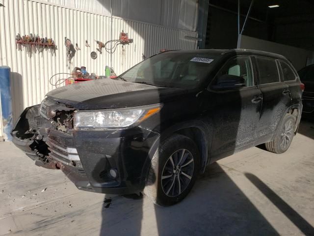 2018 Toyota Highlander SE