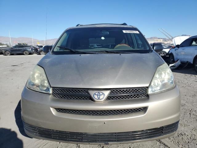 2005 Toyota Sienna CE