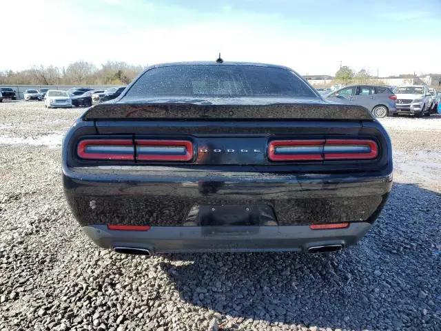 2015 Dodge Challenger SXT Plus