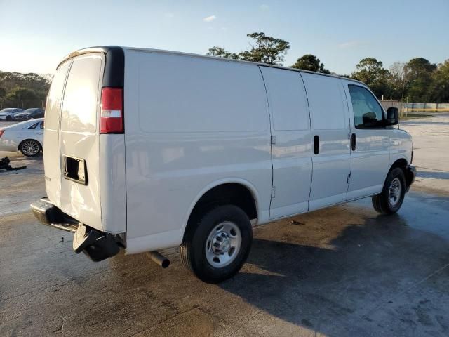 2020 Chevrolet Express G2500