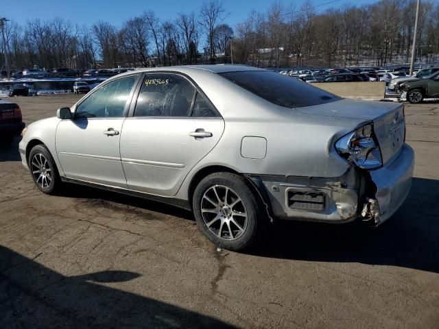 2004 Toyota Camry LE