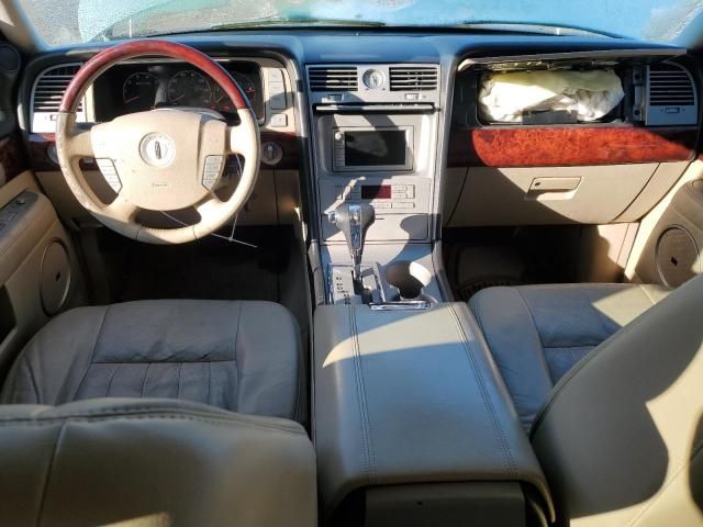 2005 Lincoln Navigator