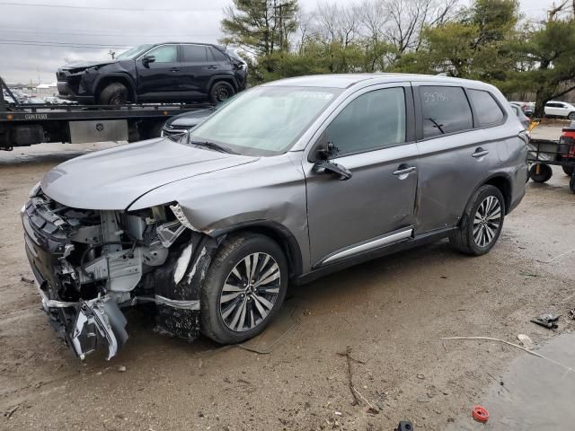 2020 Mitsubishi Outlander SE