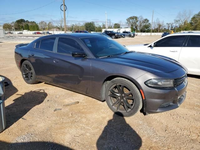 2016 Dodge Charger SE