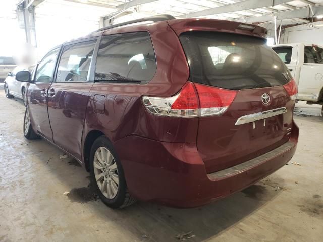 2013 Toyota Sienna XLE