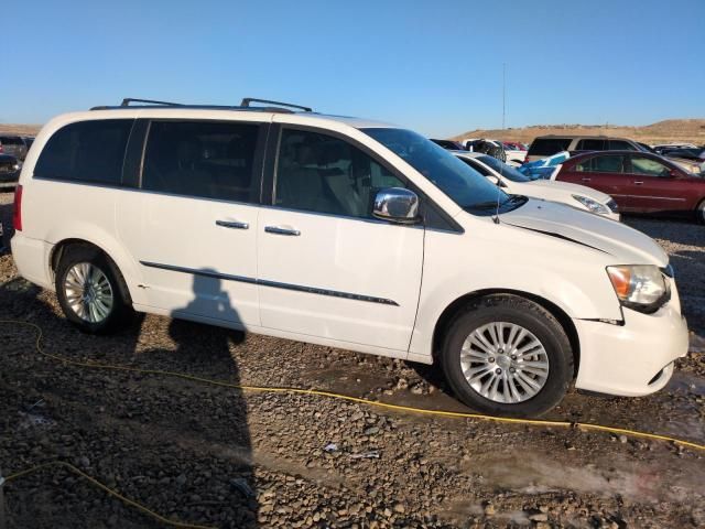 2012 Chrysler Town & Country Limited