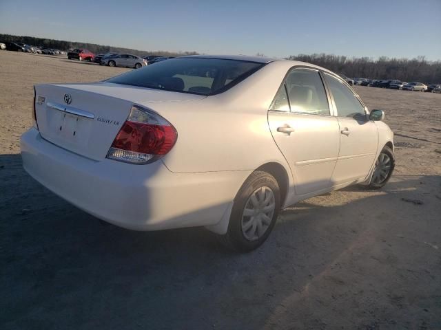 2005 Toyota Camry LE