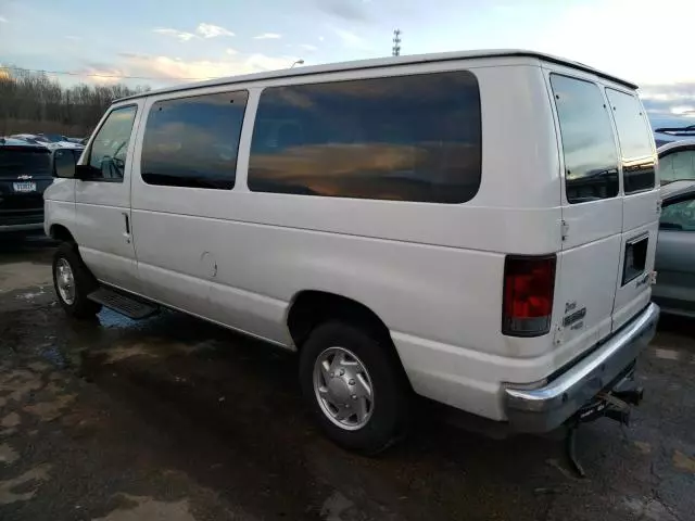 2014 Ford Econoline E350 Super Duty Wagon