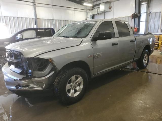 2022 Dodge RAM 1500 Classic SLT