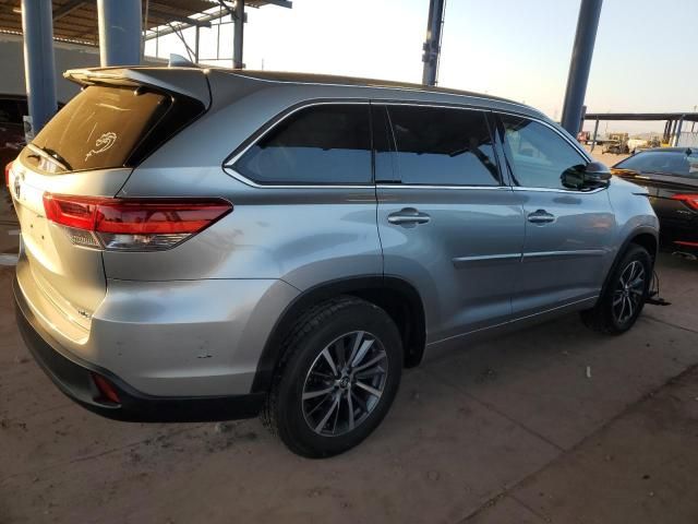 2018 Toyota Highlander SE