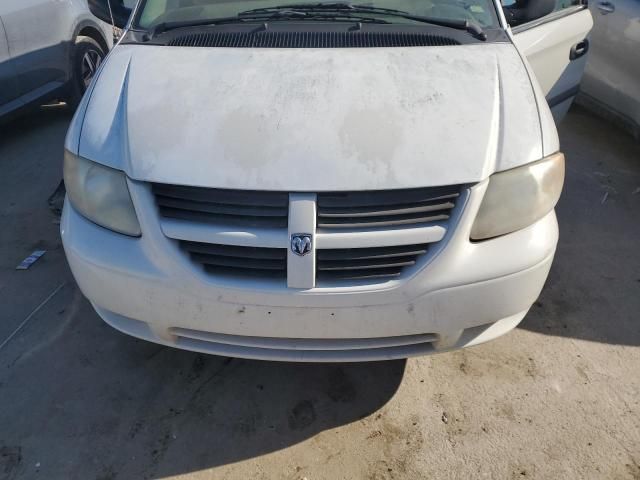 2005 Dodge Grand Caravan SE