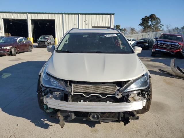 2019 Chrysler Pacifica Touring L Plus