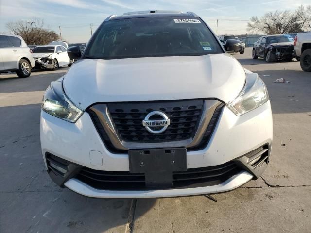 2020 Nissan Kicks SR