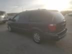 2005 Chrysler Town & Country Limited