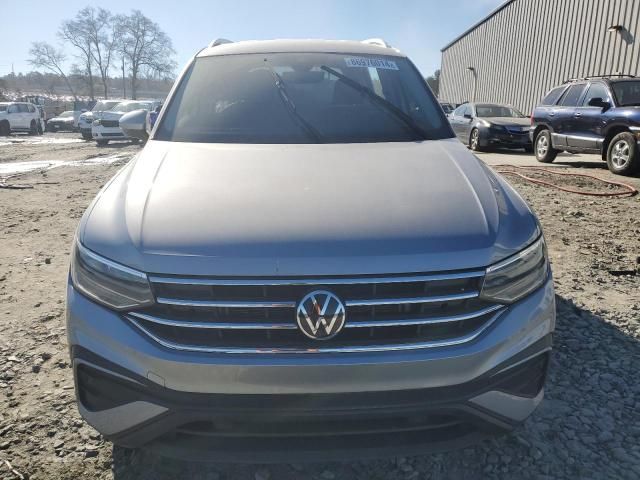 2023 Volkswagen Tiguan SE