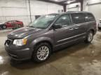 2015 Chrysler Town & Country Touring L