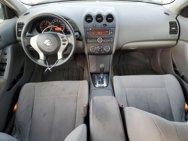 2010 Nissan Altima Base