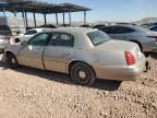 2000 Lincoln Town Car Signature