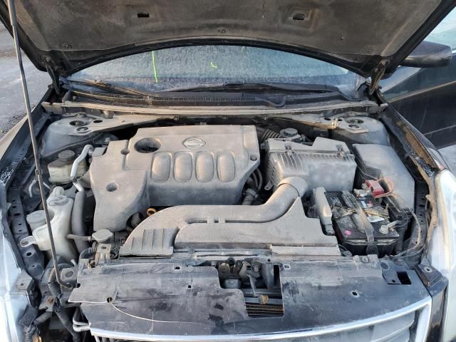 2010 Nissan Altima Base