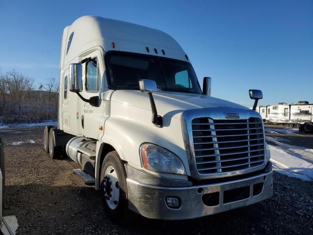 2017 Freightliner Cascadia 125