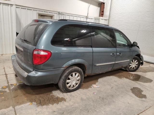 2007 Chrysler Town & Country Touring