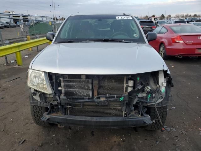 2010 Nissan Frontier Crew Cab SE