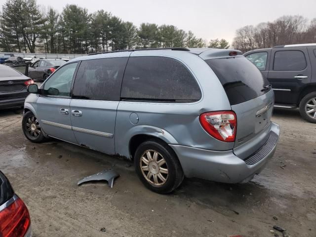 2006 Chrysler Town & Country Touring