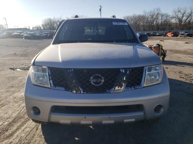 2006 Nissan Pathfinder LE