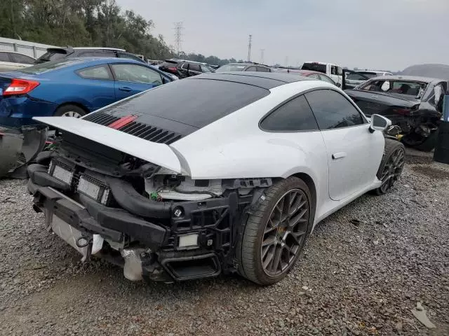 2020 Porsche 911 Carrera