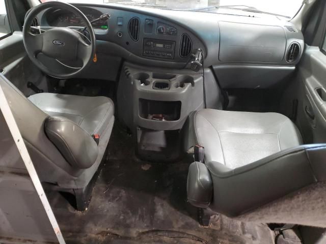 2005 Ford Econoline E150 Van