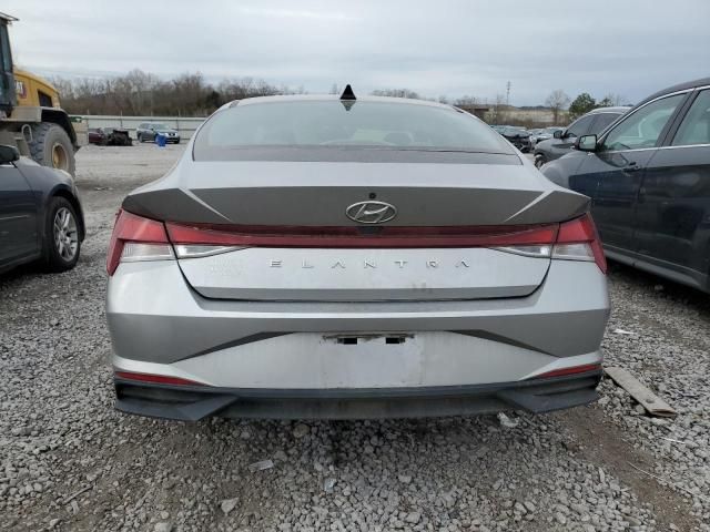 2021 Hyundai Elantra SE