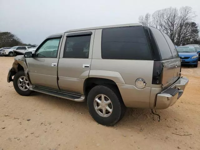 2000 Cadillac Escalade Luxury