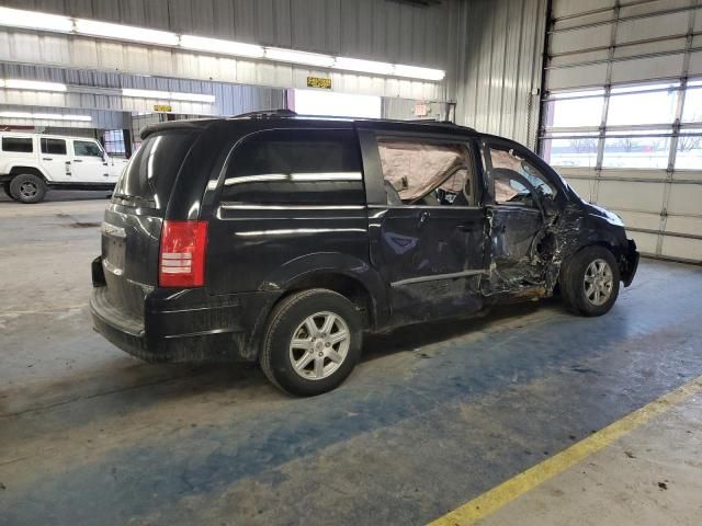 2010 Chrysler Town & Country Touring