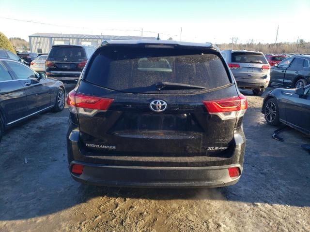 2019 Toyota Highlander SE