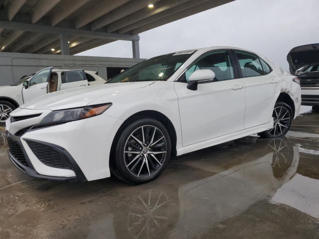 2023 Toyota Camry SE Night Shade