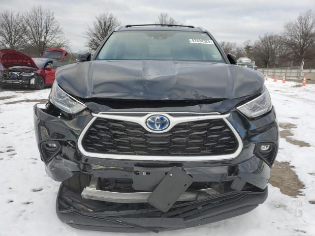 2023 Toyota Highlander Hybrid Bronze Edition