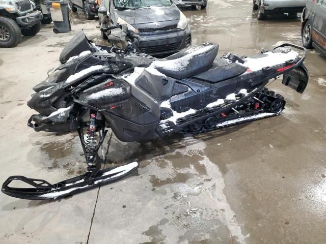 2024 Skidoo Renegade