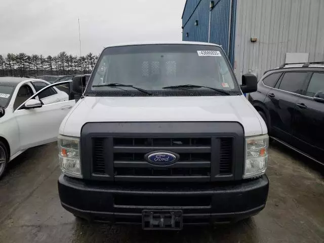 2013 Ford Econoline E250 Van