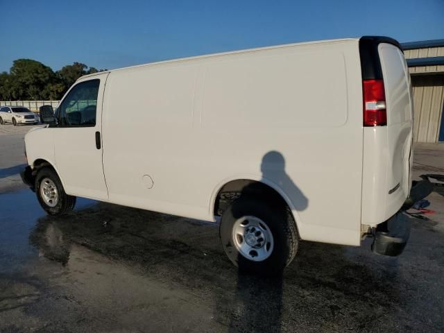 2020 Chevrolet Express G2500