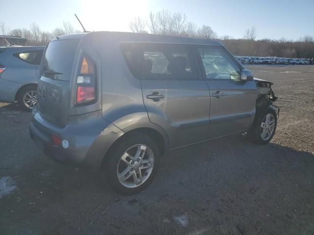 2011 KIA Soul +