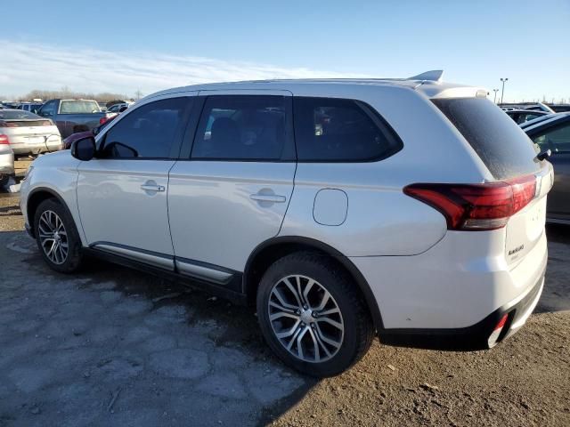 2017 Mitsubishi Outlander ES