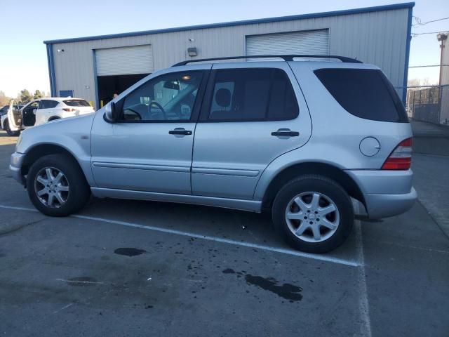 2000 Mercedes-Benz ML 430