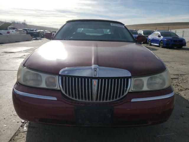 1998 Lincoln Town Car Signature