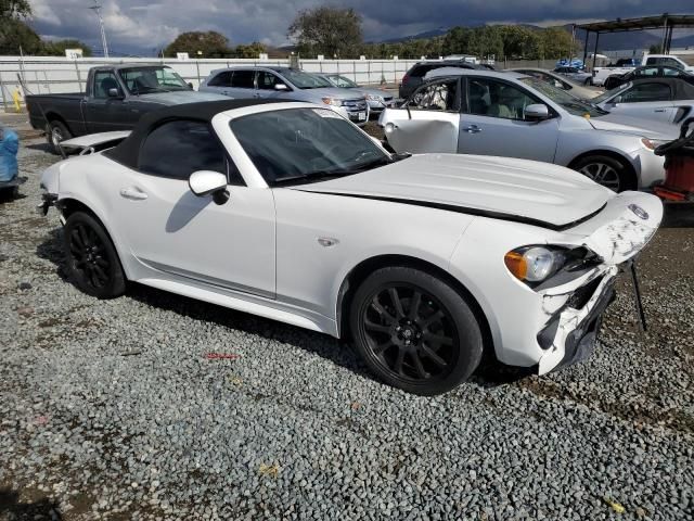 2017 Fiat 124 Spider Classica