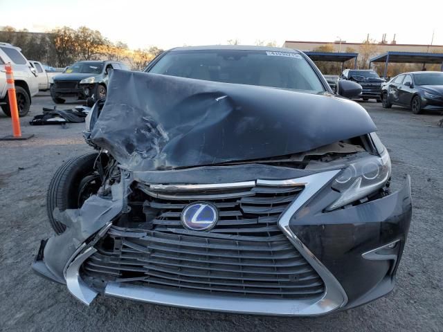 2016 Lexus ES 300H