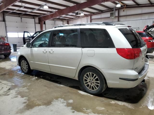 2009 Toyota Sienna XLE