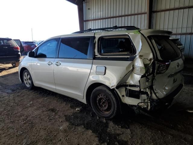 2015 Toyota Sienna XLE